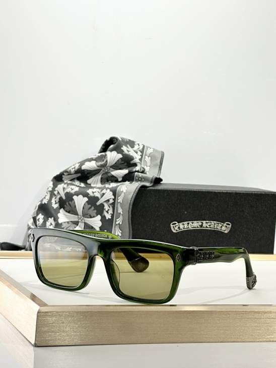 Picture of Chrome Hearts Sunglasses _SKUfw73239218fw